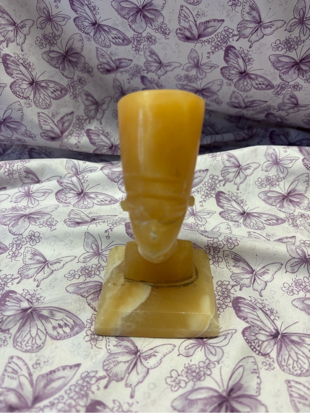 ✴️Hand-Carved Amber Alabaster Decorative Bust